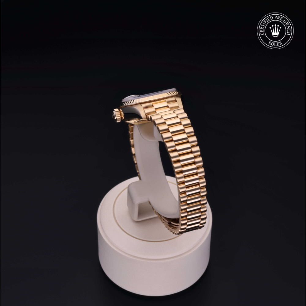 Rolex Certified Pre-Owned Oyster Perpetual 26 in Oro 18 CT.G, 69178 | Verga 1947
