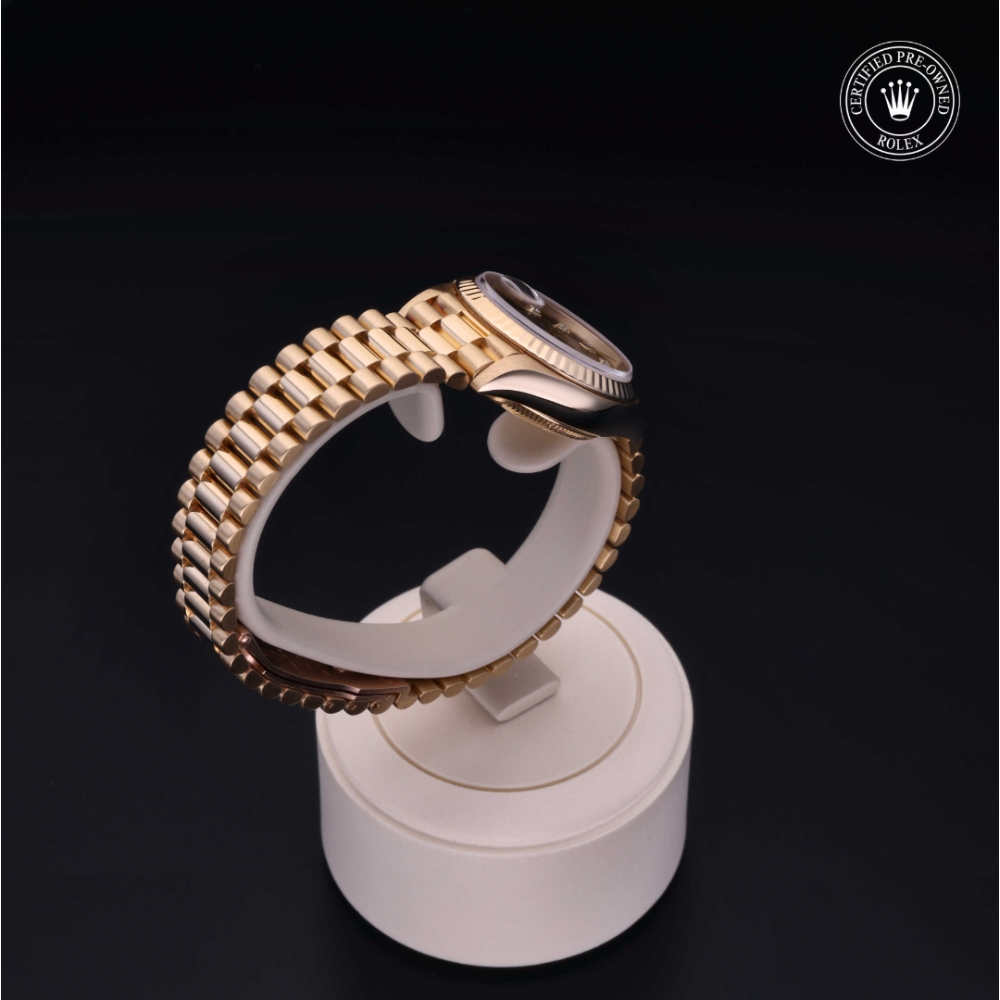 Rolex Certified Pre-Owned Oyster Perpetual 26 in Oro 18 CT.G, 69178 | Verga 1947
