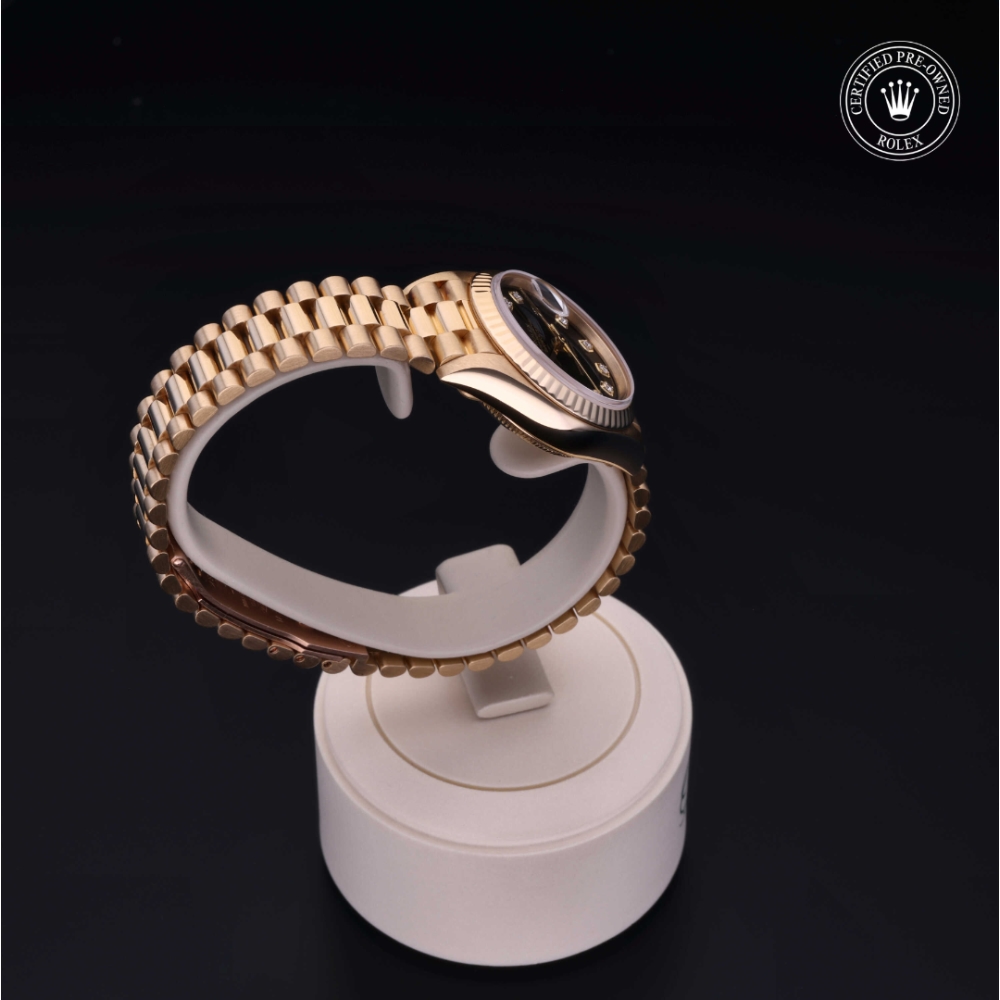 Rolex Certified Pre-Owned Oyster Perpetual 26 in Oro 18 CT.G, 69178 | Verga 1947