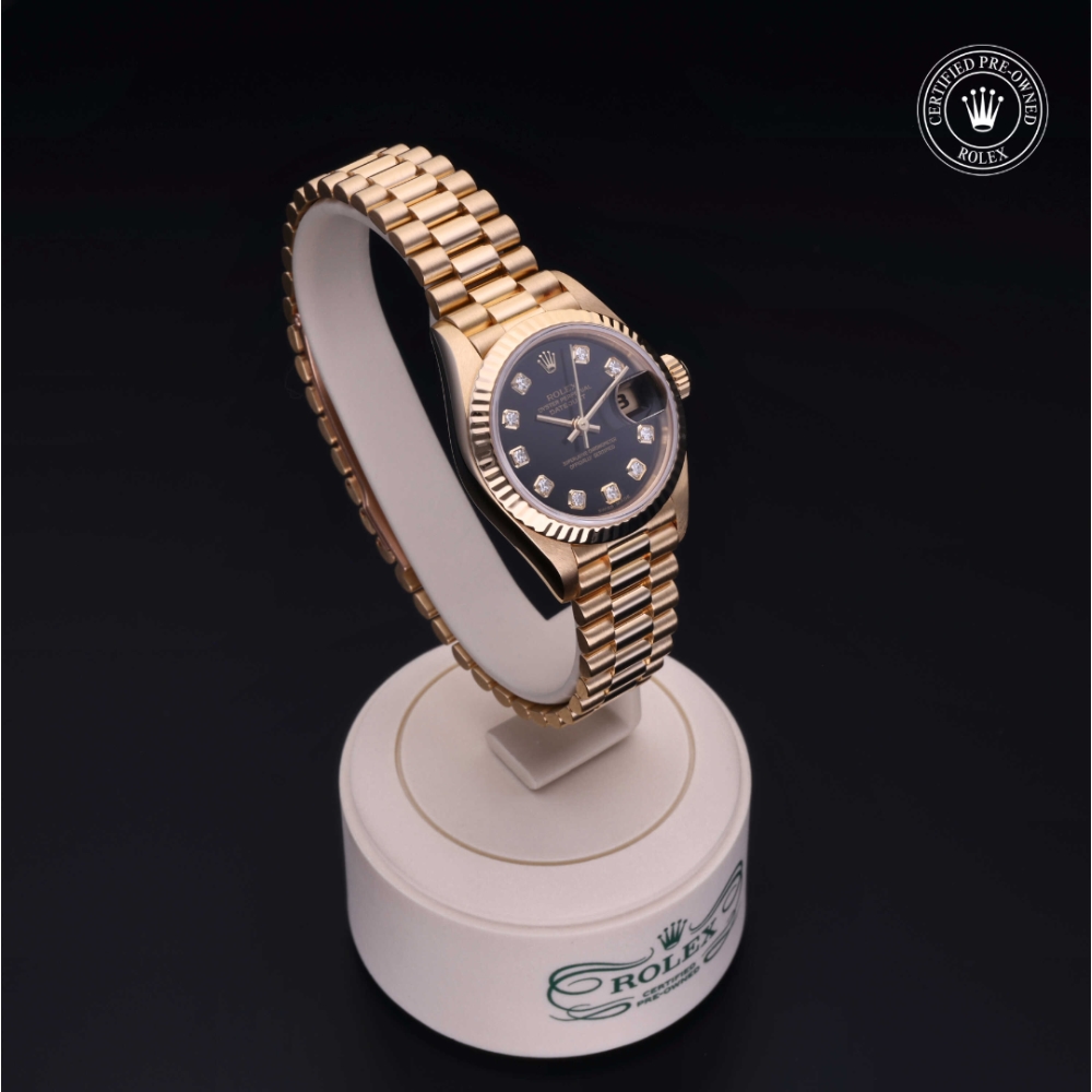 Rolex Certified Pre-Owned Oyster Perpetual 26 in Oro 18 CT.G, 69178 | Verga 1947