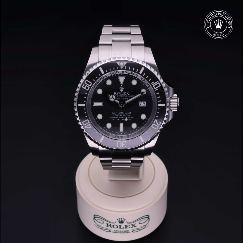  Certified Pre-Owned with 44 mm from 2009