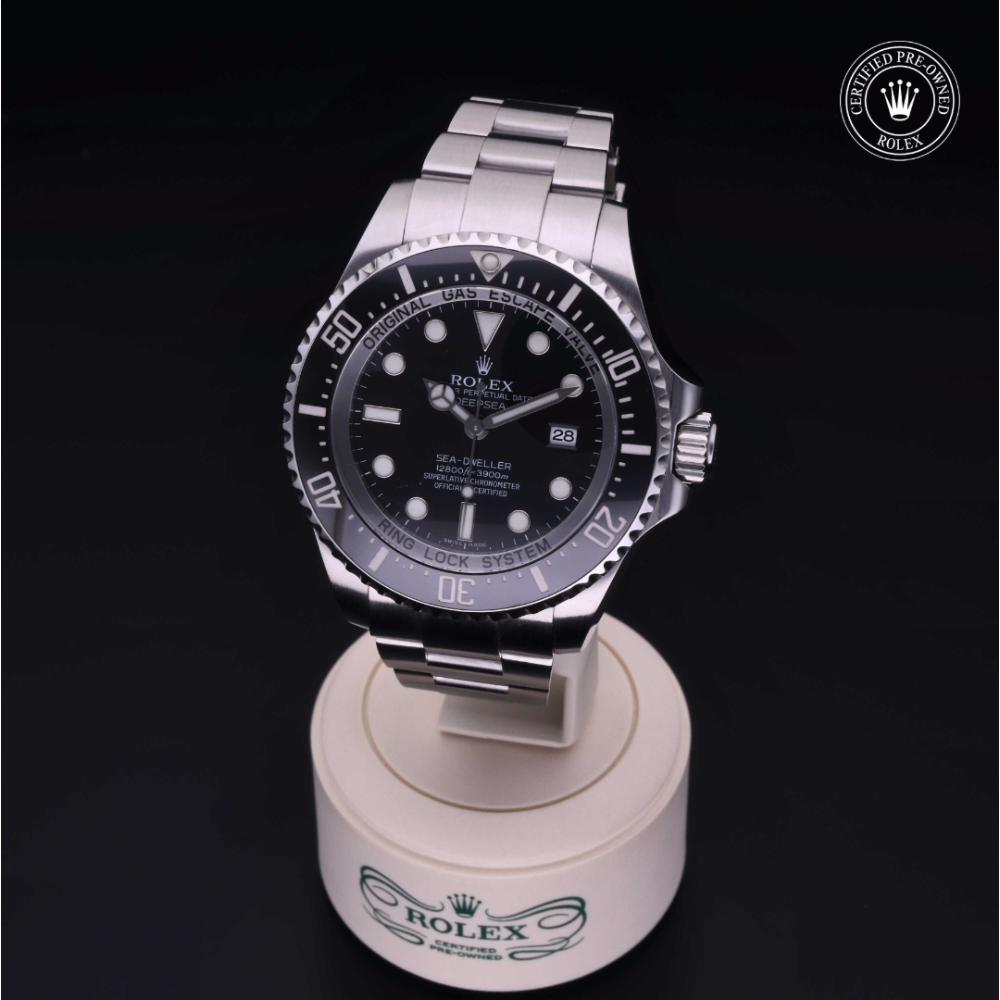  Certified Pre-Owned with 44 mm from 2009