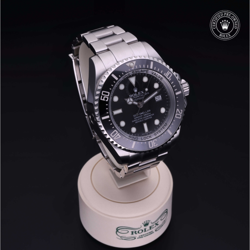  Certified Pre-Owned with 44 mm from 2009