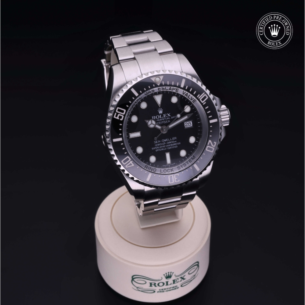  Certified Pre-Owned with 44 mm from 2009