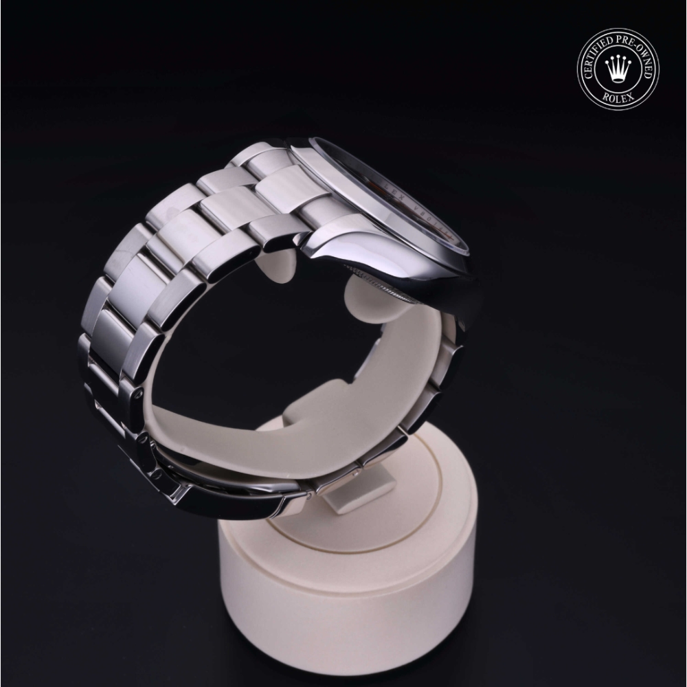  Certified Pre-Owned with 40 mm from 2011