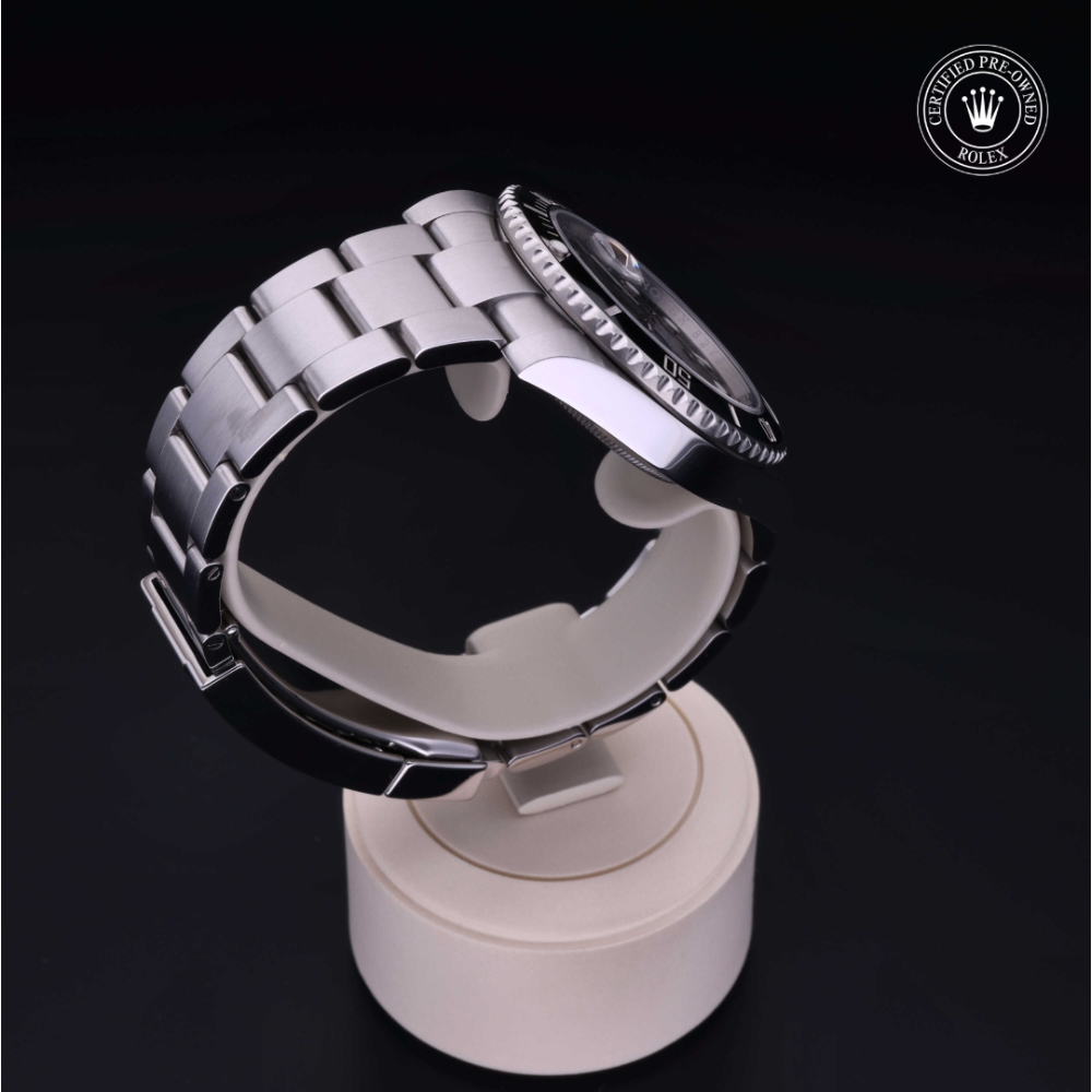 Oyster Perpetual Certified Pre-Owned with 40 mm from 2016