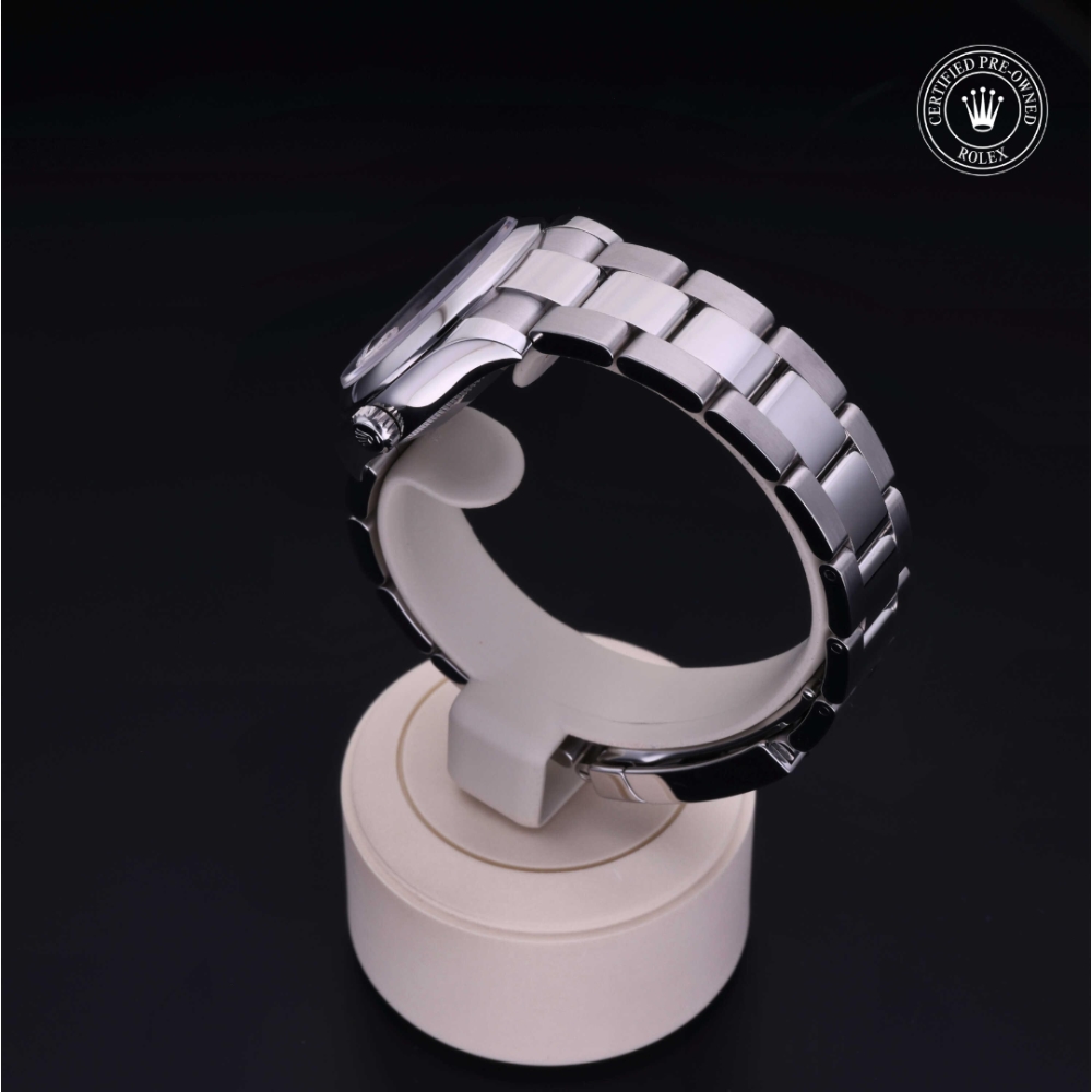  Certified Pre-Owned with 31 mm from 2019