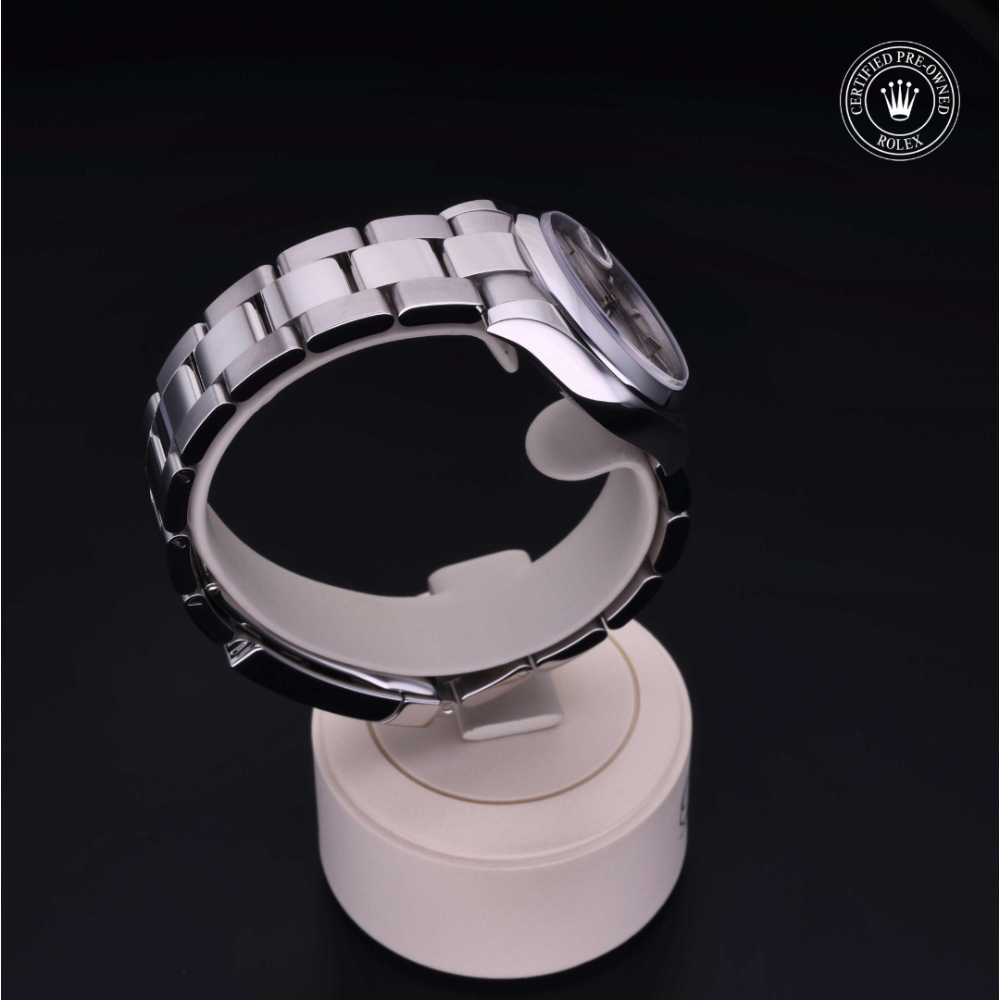  Certified Pre-Owned with 31 mm from 2019