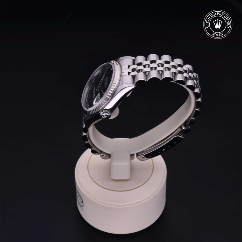  Certified Pre-Owned with 31 mm from 2002