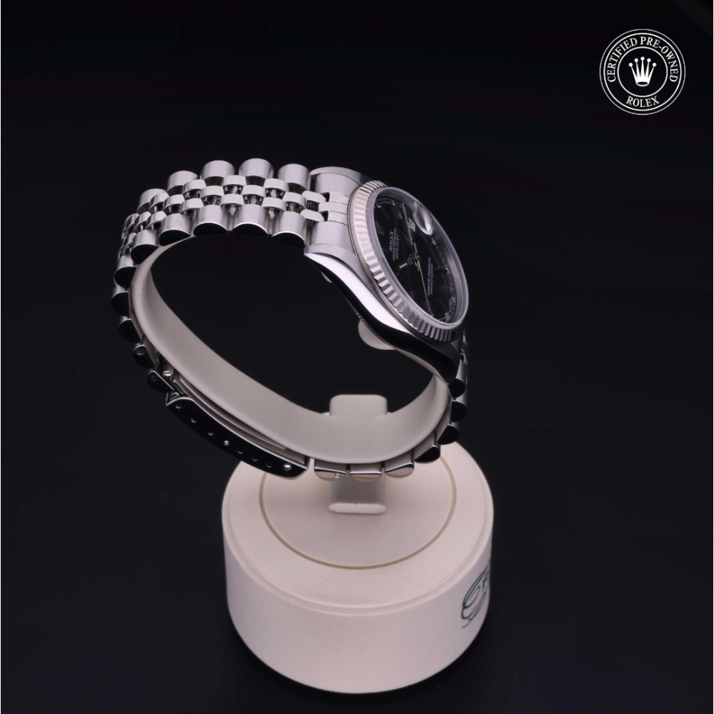  Certified Pre-Owned with 31 mm from 2002