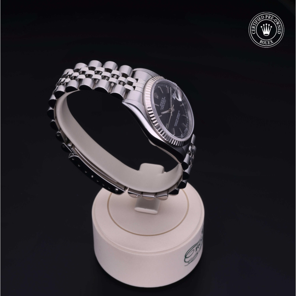  Certified Pre-Owned with 31 mm from 2002