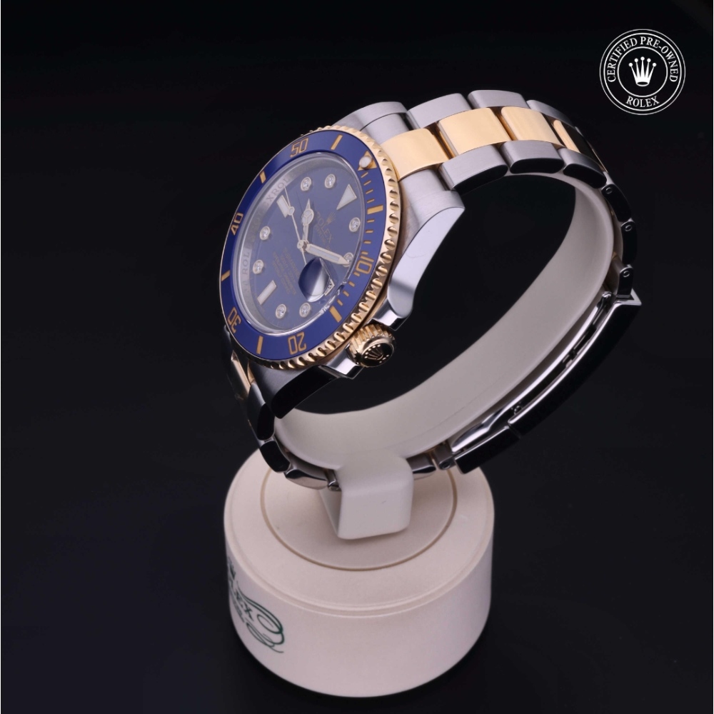  Certified Pre-Owned with 40 mm from 2011