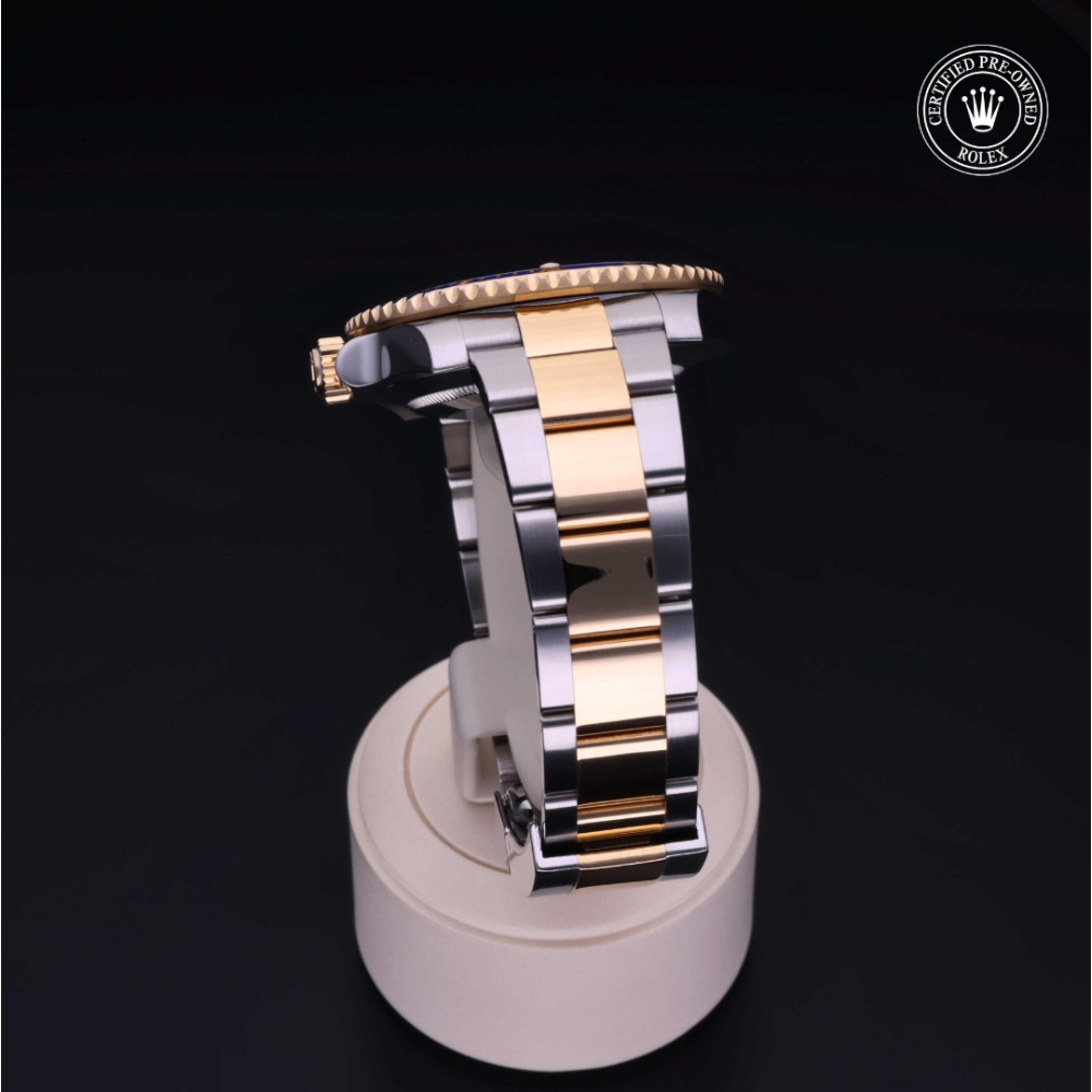  Certified Pre-Owned with 40 mm from 2011
