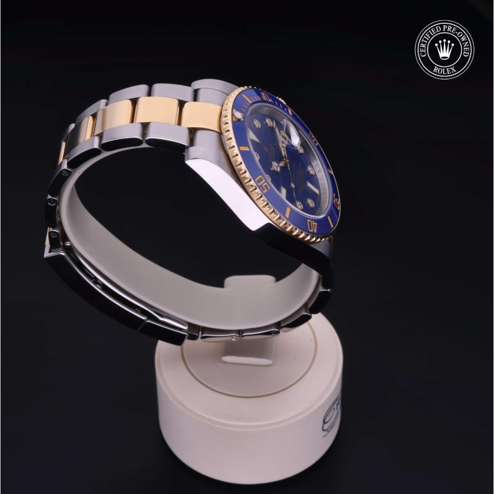  Certified Pre-Owned with 40 mm from 2011