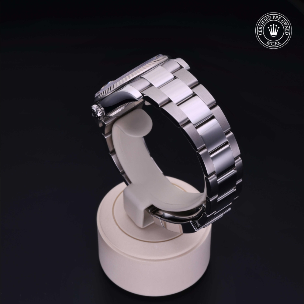  Certified Pre-Owned with 36 mm from 2005