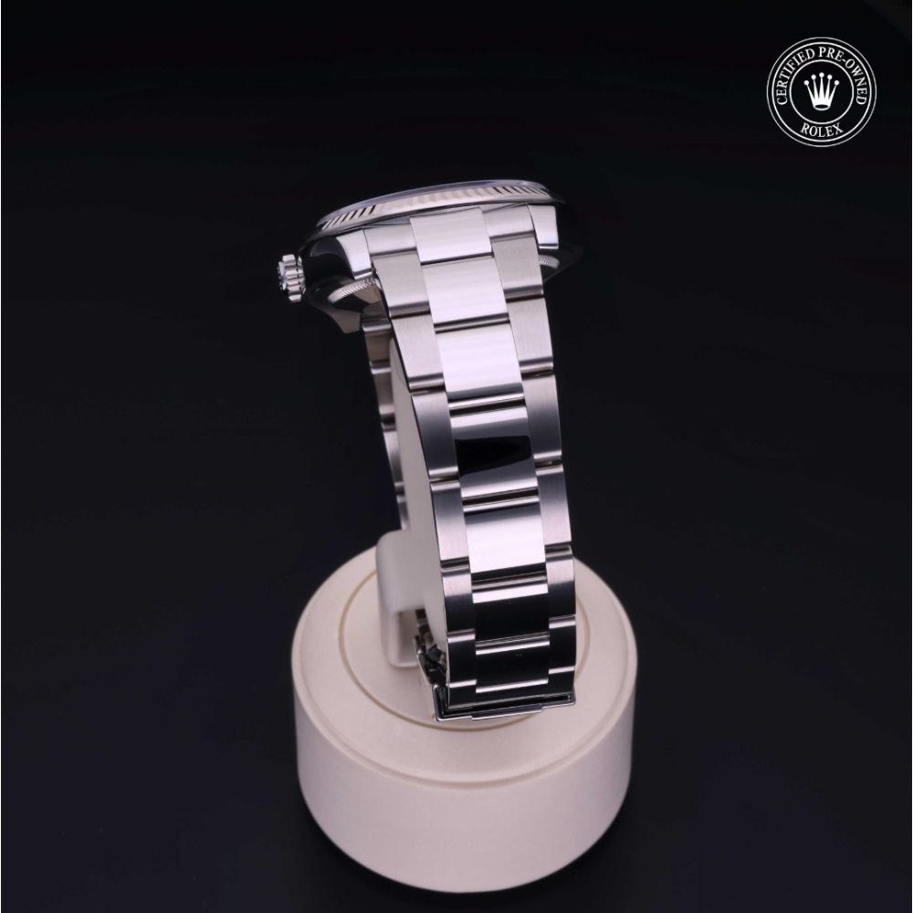  Certified Pre-Owned with 36 mm from 2005