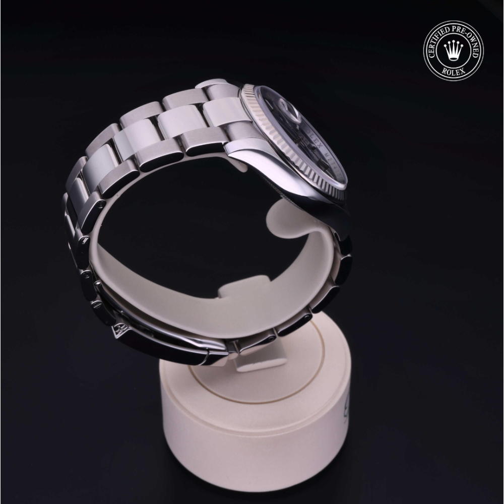  Certified Pre-Owned with 36 mm from 2005