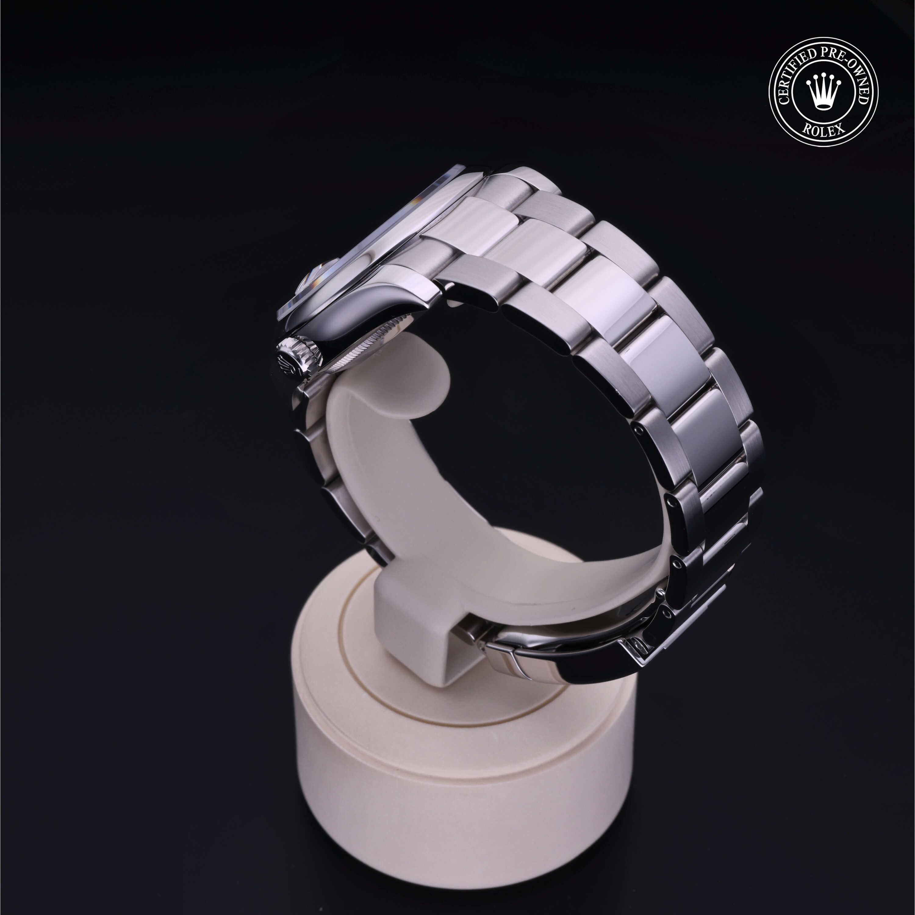  Certified Pre-Owned with 36 mm from 2011