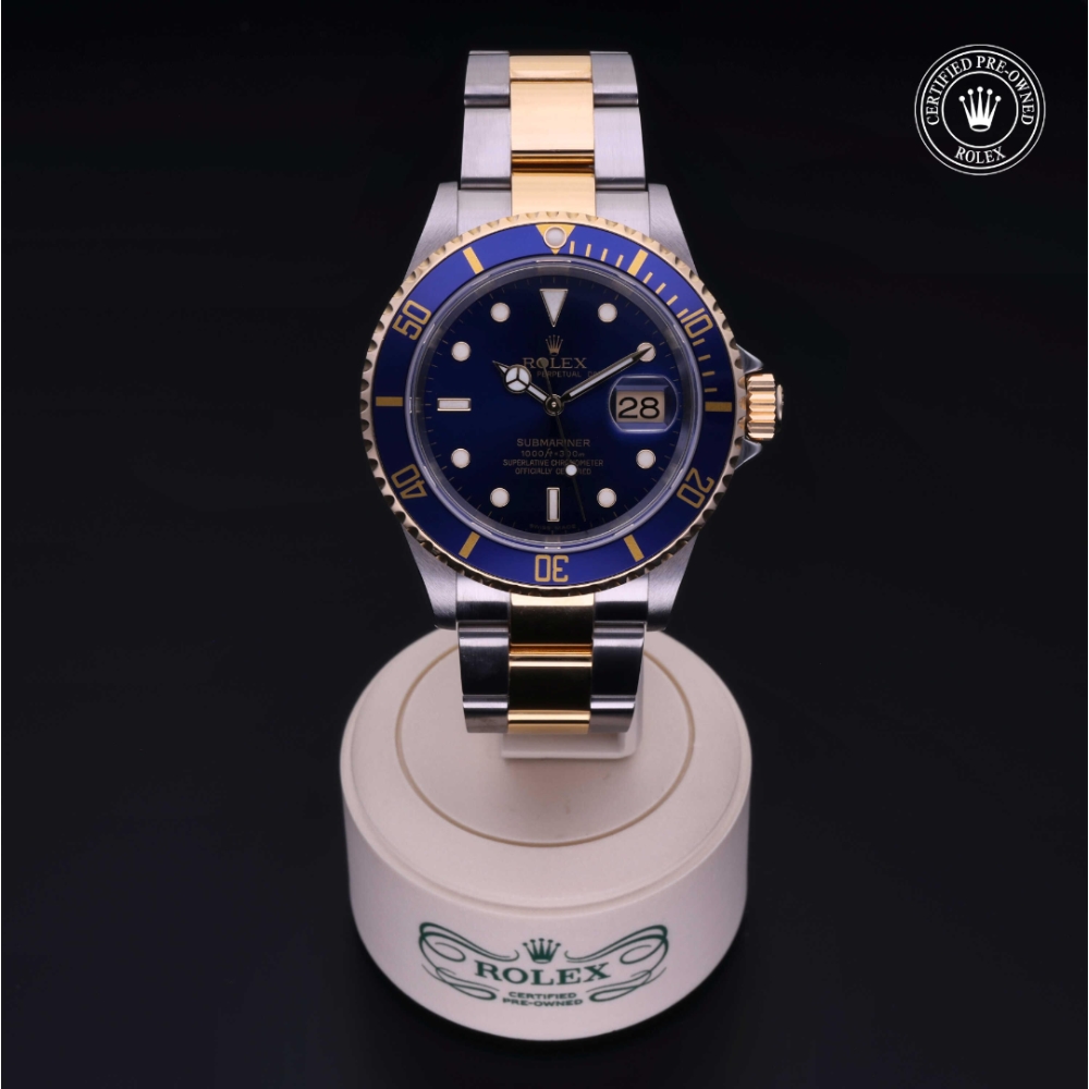  Certified Pre-Owned with 40 mm from 2004