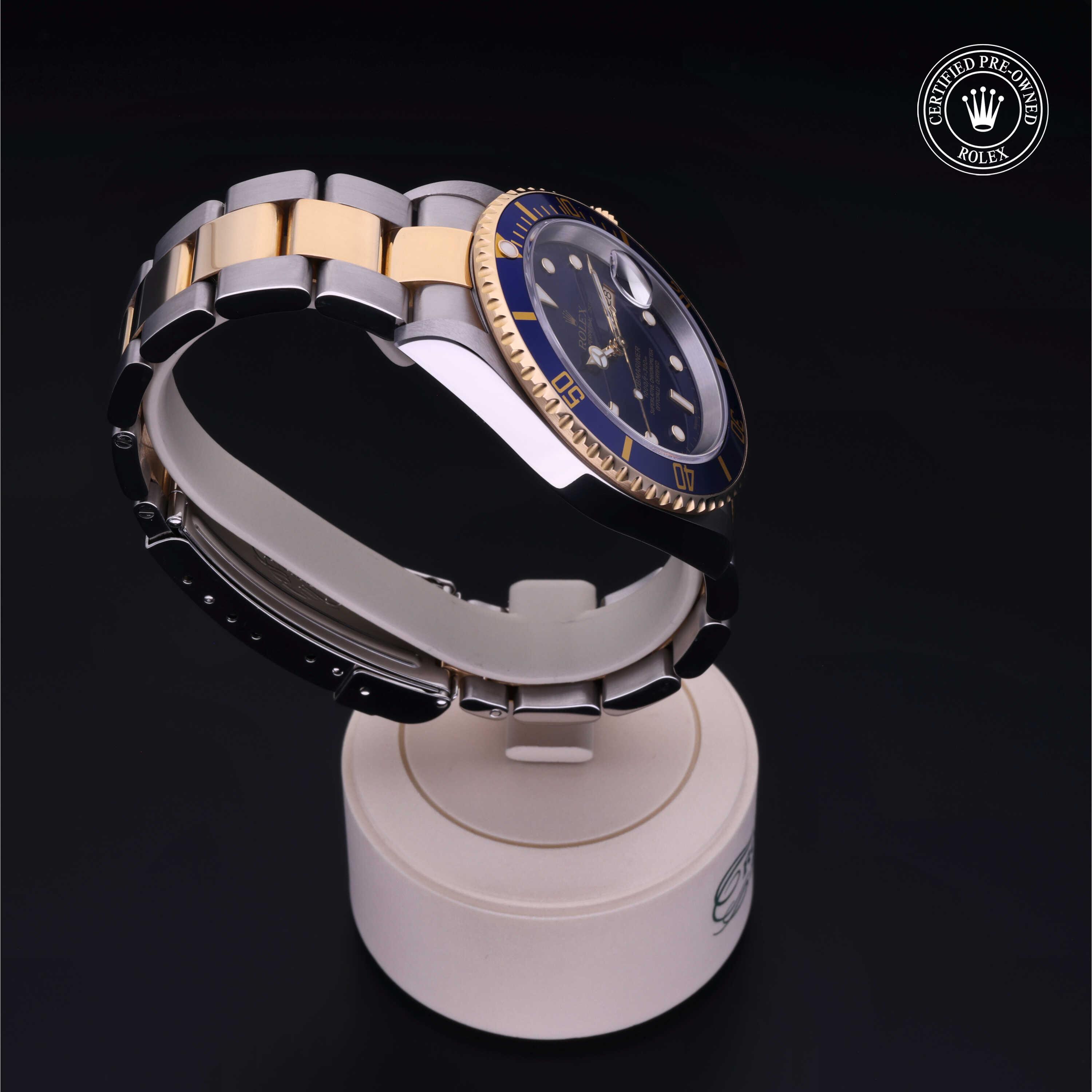 Certified Pre-Owned with 40 mm from 2004