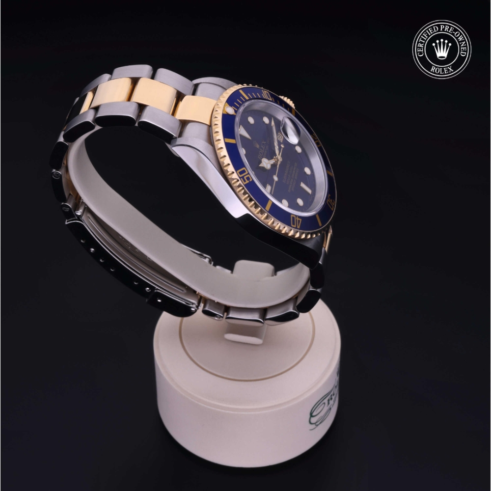  Certified Pre-Owned with 40 mm from 2004